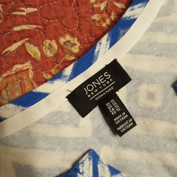 Geometric Tank Top - Picture 2 of 4